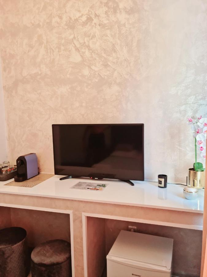 Art Boutique Central Тыргу-Жиу Экстерьер фото